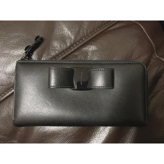 フェラガモ(Ferragamo)のフェラガモ　黒　長財布(財布)