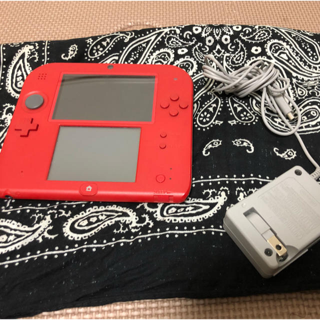 任天堂 Nintendo 2DS レッド タッチペン、充電器付き SDカードなし