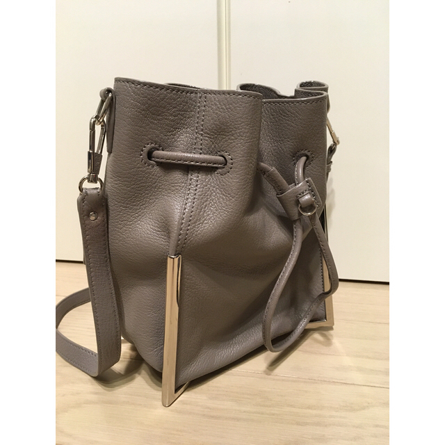 3.1 Phillip Lim(スリーワンフィリップリム)のフィリップリム  巾着 レディースのバッグ(ショルダーバッグ)の商品写真