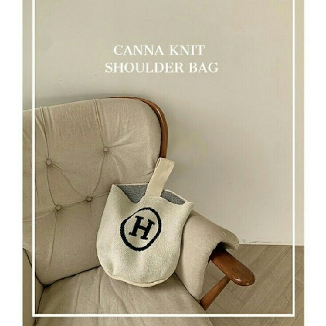 UGG(アグ)のお洒落 H ロゴ バッグ レディースのバッグ(ハンドバッグ)の商品写真