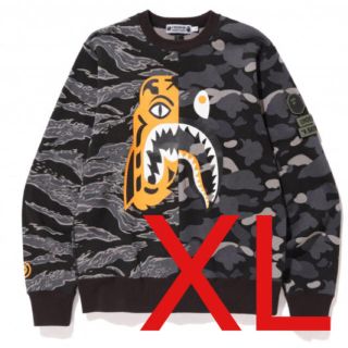 アベイシングエイプ(A BATHING APE)のUND BAPE TIGER SHARK HALF CREWNECK(スウェット)