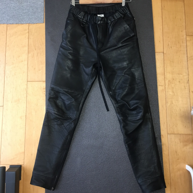 黒サイズSUNSEA LEATHER FLEA MARKET PANTS レザー パンツ