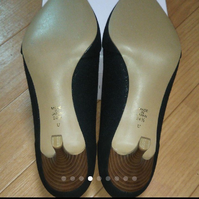 DIANA(ダイアナ)のダイアナ パンプス 黒 24.5 レディースの靴/シューズ(ハイヒール/パンプス)の商品写真