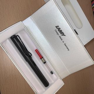 ラミー(LAMY)のLAMY 万年筆　黒　Fペン先　(ペン/マーカー)