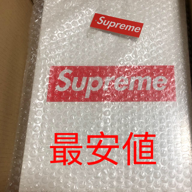 Supreme(シュプリーム)のsupreme エンタメ/ホビーの本(ファッション/美容)の商品写真
