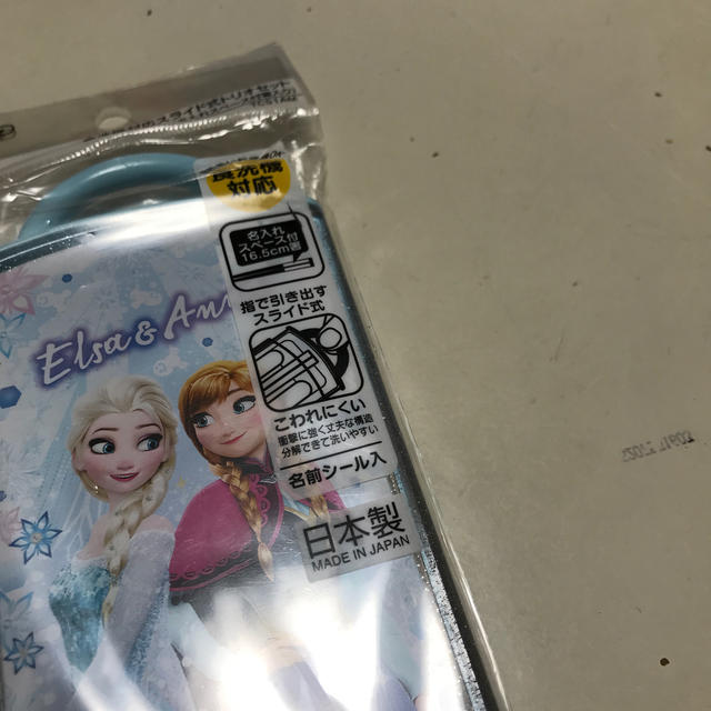 アナと雪の女王(アナトユキノジョオウ)の新品未使用　アナと雪の女王　箸セット　トリオセット キッズ/ベビー/マタニティの授乳/お食事用品(スプーン/フォーク)の商品写真