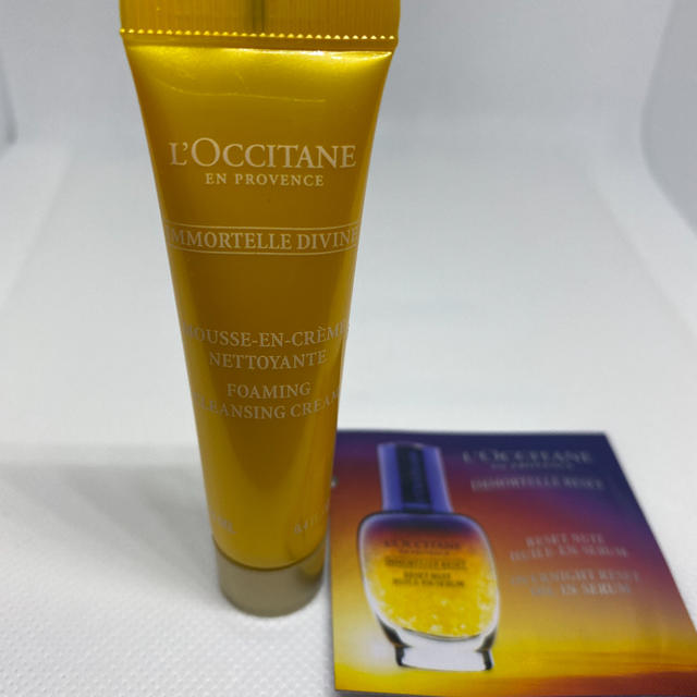 L'OCCITANE(ロクシタン)のロクシタン イモーテルディヴァインクレンジングフォーム&ナイトセラムサンプル新品 コスメ/美容のスキンケア/基礎化粧品(クレンジング/メイク落とし)の商品写真