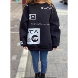 ルーカ(RVCA)の新品 RVCA ルーカ ボンディング トレーナー クルー スウェット S(スウェット)