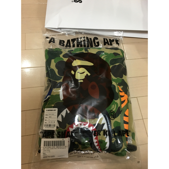 A BATHING APE(アベイシングエイプ)のBape ABC SHARK FULL ZIP HOODIE CAMO S メンズのトップス(パーカー)の商品写真