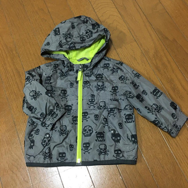 babyGAP(ベビーギャップ)のbabyギャップ　ウィンドブレーカー キッズ/ベビー/マタニティのベビー服(~85cm)(ジャケット/コート)の商品写真