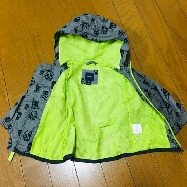 babyGAP(ベビーギャップ)のbabyギャップ　ウィンドブレーカー キッズ/ベビー/マタニティのベビー服(~85cm)(ジャケット/コート)の商品写真