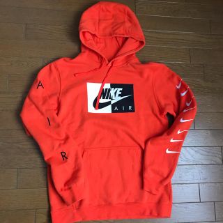 ナイキ(NIKE)のナイキ　オレンジ　パーカー (パーカー)