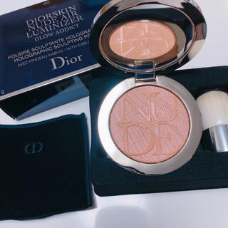 ディオール(Dior)のDior スキンヌードエアーパウダーコンパクト 002ホロゴールド(フェイスパウダー)