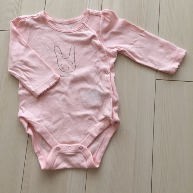 babyGAP(ベビーギャップ)の長袖ロンパース 2枚セット 美品 キッズ/ベビー/マタニティのベビー服(~85cm)(ロンパース)の商品写真