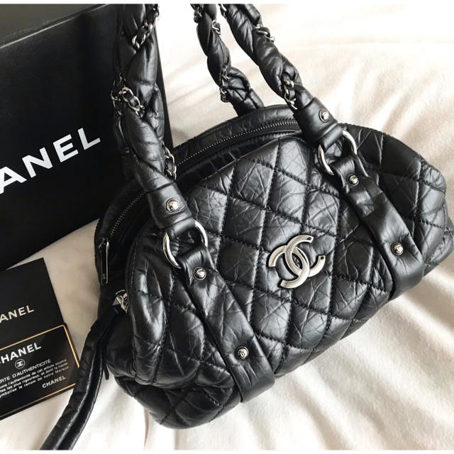 【はこぽす対応商品】 CHANEL - ほわいとさんです♡ ショルダーバッグ 【はこぽす対応商品】 CHANEL - ほわいとさんです♡ ショルダーバッグ