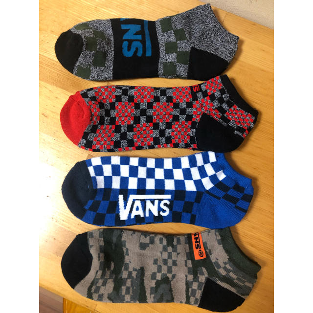 VANS(ヴァンズ)のvans バンス メンズソックス 靴下 4足 セット メンズのレッグウェア(ソックス)の商品写真