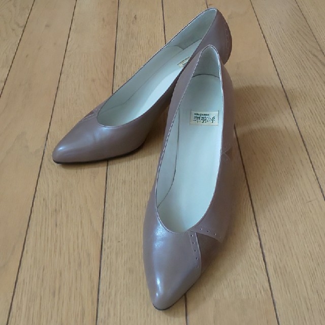 elegance卑弥呼(エレガンスヒミコ)の卑弥呼  パンプス  24cm レディースの靴/シューズ(ハイヒール/パンプス)の商品写真