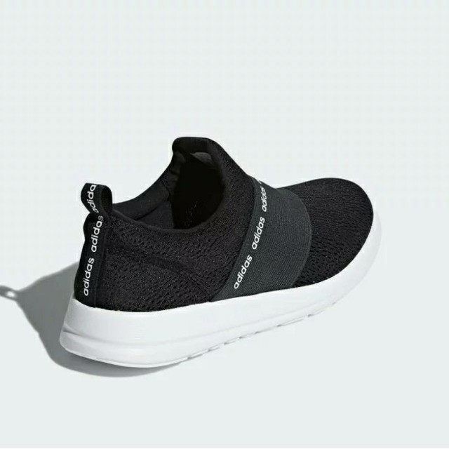 adidas(アディダス)の23.5cm ブラック adidas スリッポン レディースの靴/シューズ(スリッポン/モカシン)の商品写真