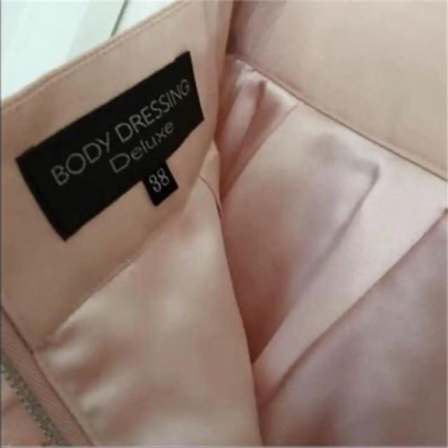 BODY DRESSING Deluxe(ボディドレッシングデラックス)の新品☆BODY DRESSING Deluxe レディースのスカート(ひざ丈スカート)の商品写真