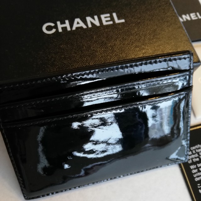 CHANEL(シャネル)の【お値下げ】CHANEL　カードケース　 レディースのファッション小物(名刺入れ/定期入れ)の商品写真