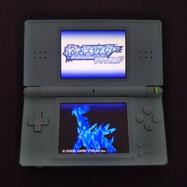 ニンテンドーDS(ニンテンドーDS)のニンテンドーDS Lite アイスブルー #22 エンタメ/ホビーのゲームソフト/ゲーム機本体(携帯用ゲーム機本体)の商品写真