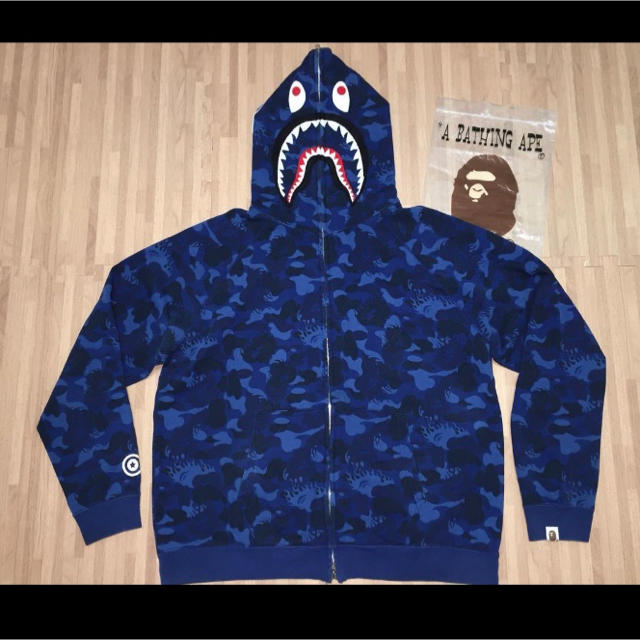 A BATHING APE - ★激レア★APE ムック本 限定 ファイヤーカモ シャークパーカー 青 Lの通販 by abc's shop