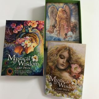 Mystical Wisdom Card Deck(洋書)