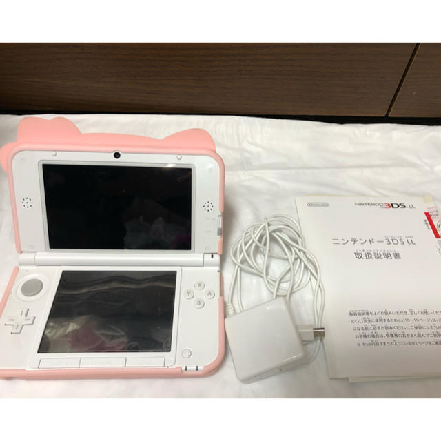 ニンテンドー3DS LL ホワイト ソフト5点、ケース付き