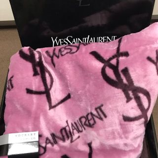 YSL 毛布 イヴ サンローラン タイムセール中