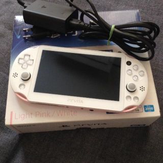 psvita 本体(携帯用ゲーム機本体)