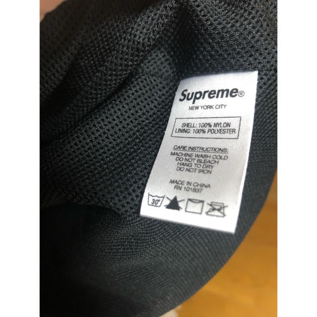 Supreme(シュプリーム)のDAIKIG様専用　supreme  ハーフジップジャケット メンズのジャケット/アウター(ナイロンジャケット)の商品写真