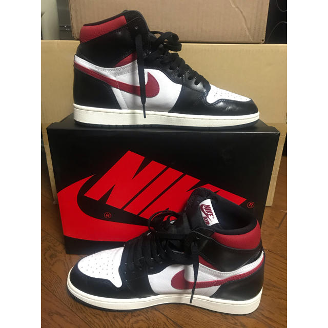 NIKE(ナイキ)のnike air jordan1 retro high og 28.5cm メンズの靴/シューズ(スニーカー)の商品写真