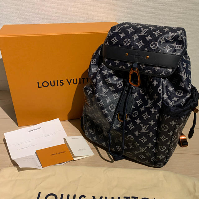 LOUIS VUITTON(ルイヴィトン)のルイヴィトン　クーポン組み合わせ価格 メンズのバッグ(バッグパック/リュック)の商品写真