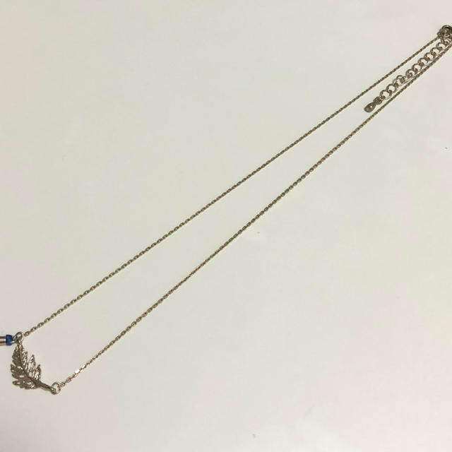 passage mignon(パサージュミニョン)の羽のネックレス レディースのアクセサリー(ネックレス)の商品写真