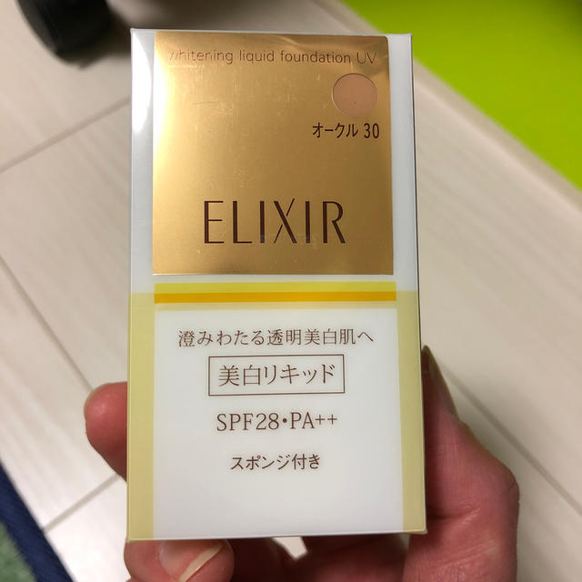 ELIXIR(エリクシール)のエリクシール　シュペリエル　ホワイトニングリキッドUV コスメ/美容のベースメイク/化粧品(ファンデーション)の商品写真