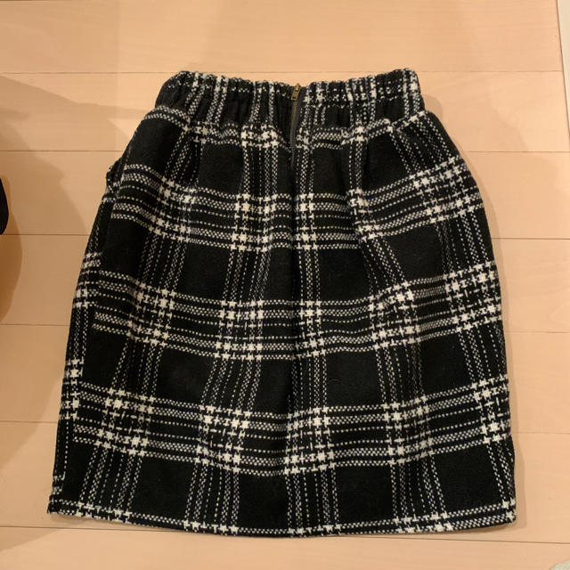 EMSEXCITE(エムズエキサイト)のツィードチェック★スカート★ レディースのスカート(ひざ丈スカート)の商品写真