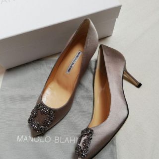 マノロブラニク(MANOLO BLAHNIK)の-ice cream 様 Manolo Blahnik Hangisi パンプス(ハイヒール/パンプス)