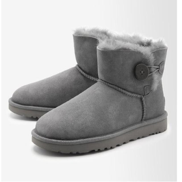 UGG ミニベイリーボタン