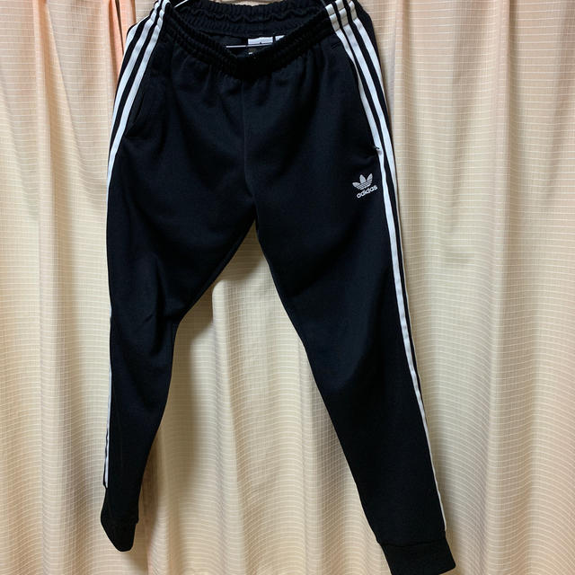 adidas トラックパンツ