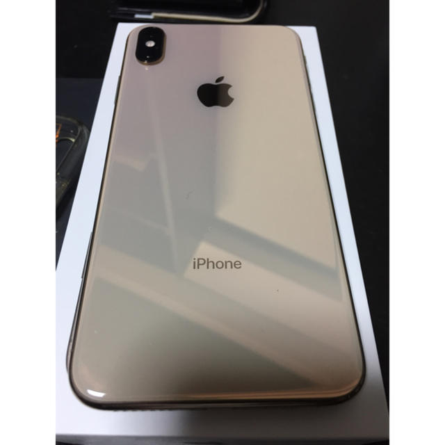 iPhone Xs Max Gold 64 GB SIMフリー　今年1月に購入