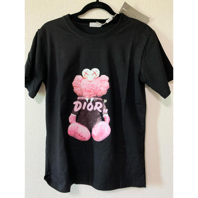 Dior(ディオール)のkaws✖️dior Tシャツ レディースのトップス(Tシャツ(半袖/袖なし))の商品写真