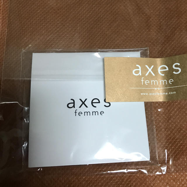 axes femme(アクシーズファム)の最終値下げaxes femmeノベルティ　スマホリング エンタメ/ホビーのコレクション(ノベルティグッズ)の商品写真