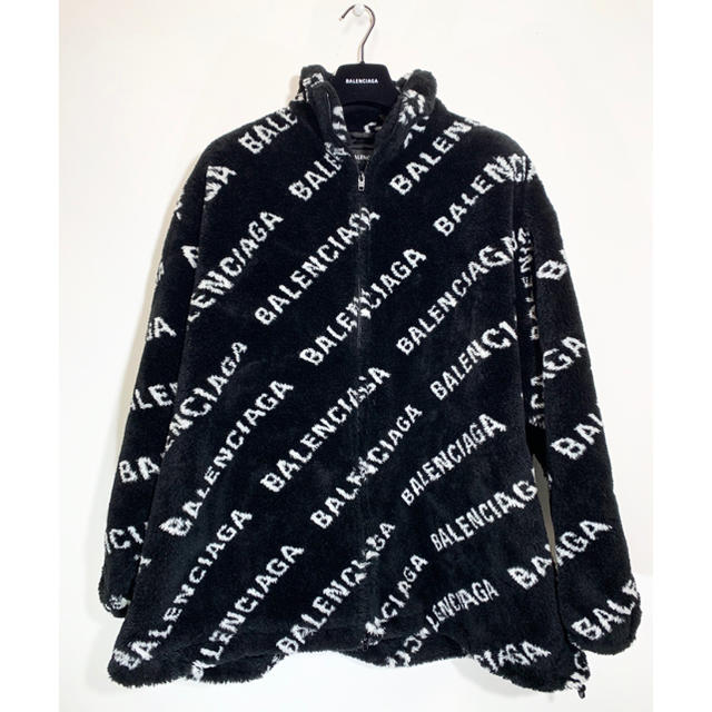 本命ギフト Balenciaga フェイクファーロゴジャケット/44 定価32万