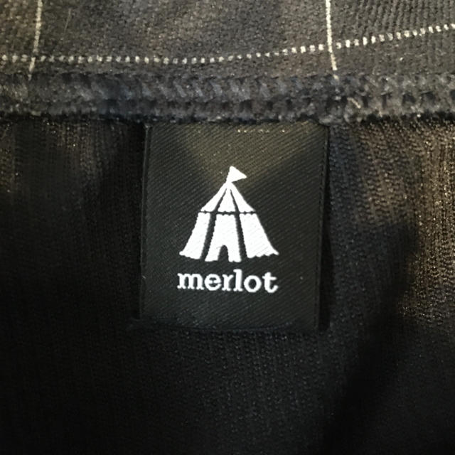 merlot(メルロー)のmerlot ネル風　ネイビー　シャツブラウス レディースのトップス(シャツ/ブラウス(長袖/七分))の商品写真