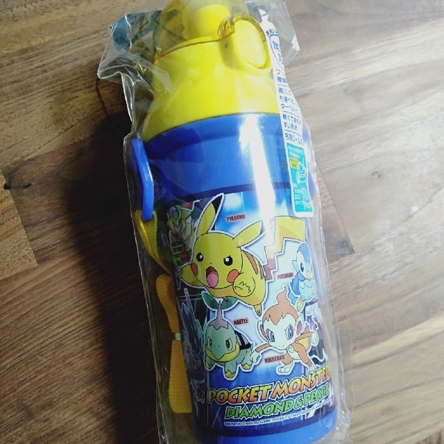 ポケモン(ポケモン)のプラボトル　水筒　ポケモン キッズ/ベビー/マタニティの授乳/お食事用品(水筒)の商品写真