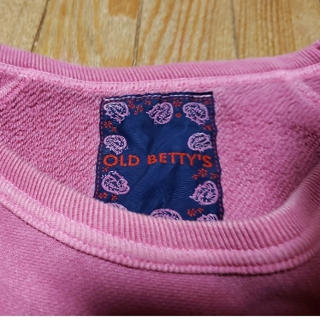 OLD BETTY'S(オールドベティーズ)のOLD BETTY'S　トレーナー レディースのトップス(トレーナー/スウェット)の商品写真