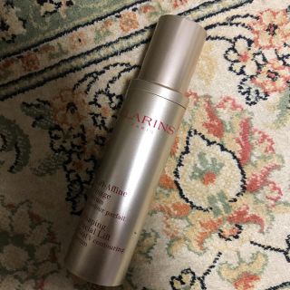 クラランス(CLARINS)のクラランス トータルVセラム(美容液)