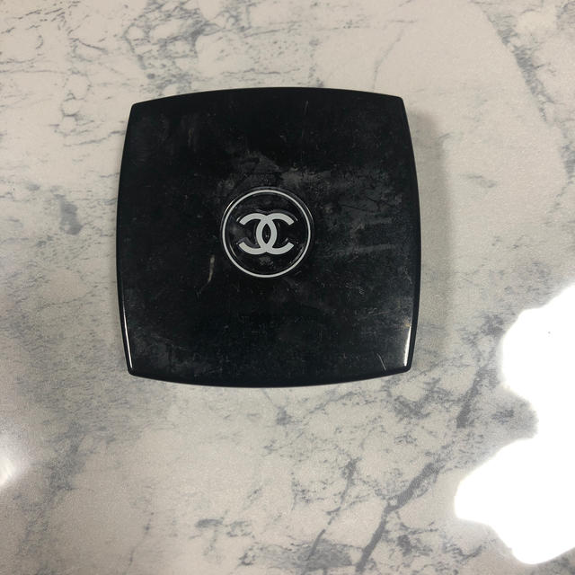 CHANEL(シャネル)のCHANELアイシャドウ コスメ/美容のベースメイク/化粧品(アイシャドウ)の商品写真