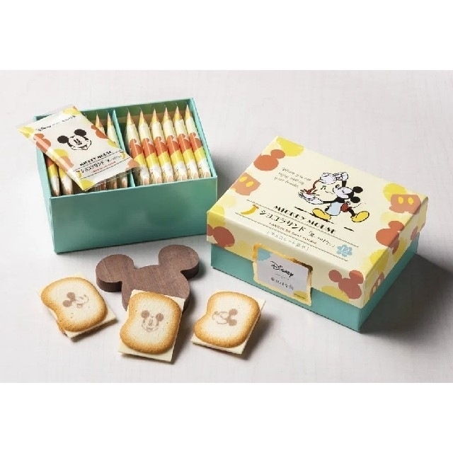 新発売　Disney SWEETS COLLECTION　ショコラサンド12枚入 食品/飲料/酒の食品(菓子/デザート)の商品写真