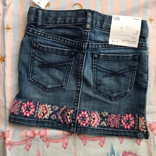 babyGAP(ベビーギャップ)のgap デニム　スカート キッズ/ベビー/マタニティのキッズ服女の子用(90cm~)(スカート)の商品写真